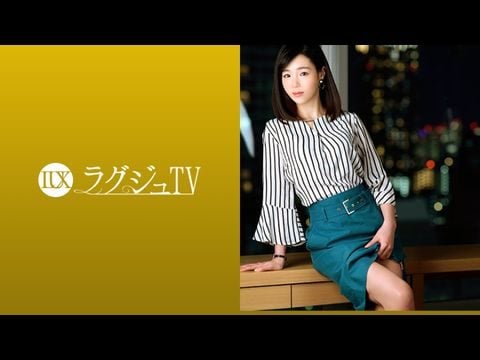 259LUXU1090 ラグジュTV 1074 上品な佇まいの奥様が旦那の許可を経て念願のAV出演。旦那以外のペニスの刺激に酔いしれ、頬を染めながら中イキ絶頂！！1